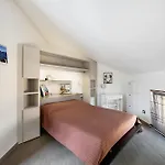 Penthouse *