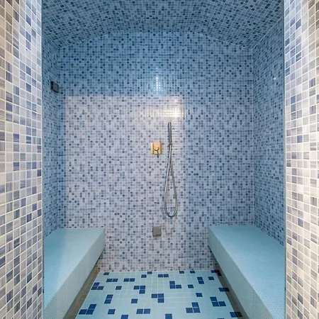 Prázdninový dům Penthouse Colonno